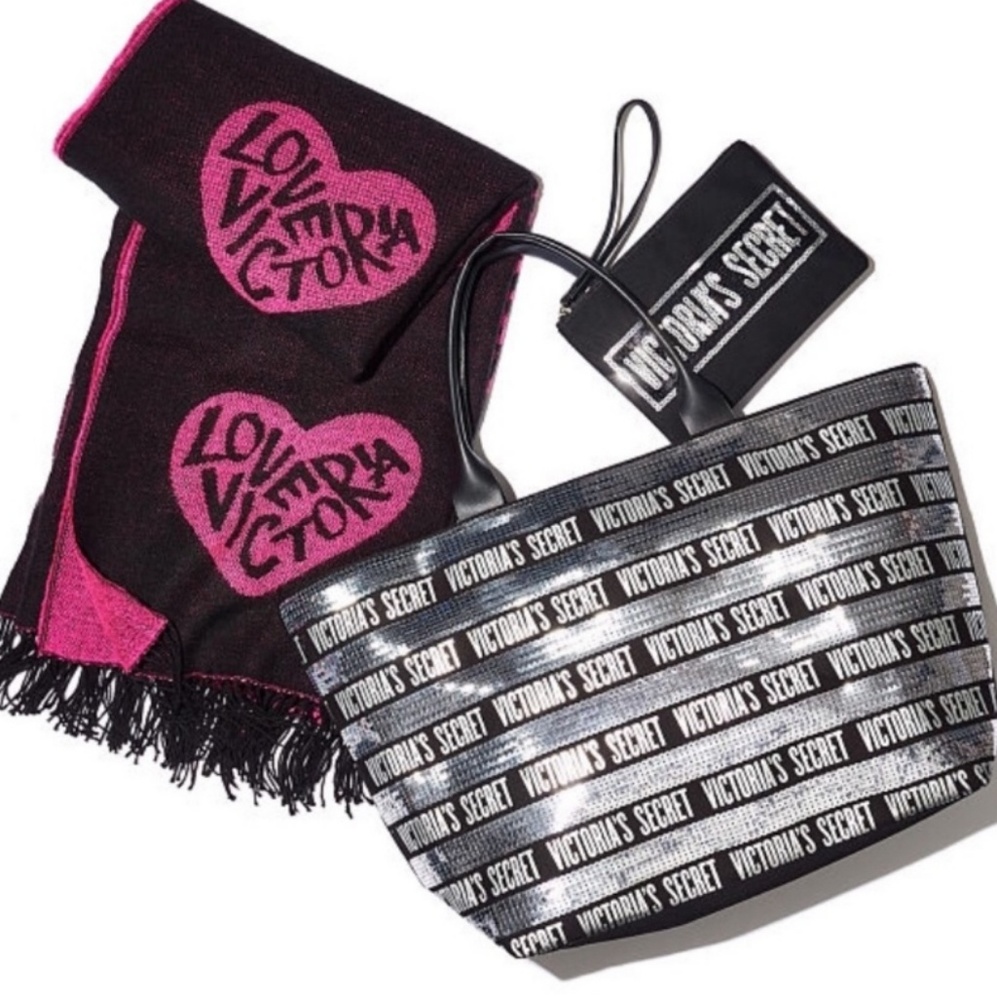 Victoria's Secret tote bag and blanket
